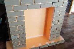 kamin-z-pinoplasta-4