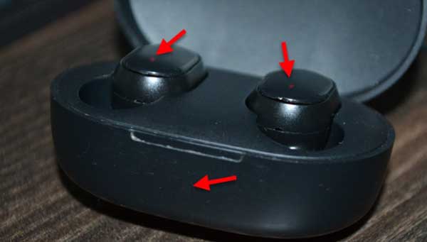 Як заряджати бездротові навушники Bluetooth?